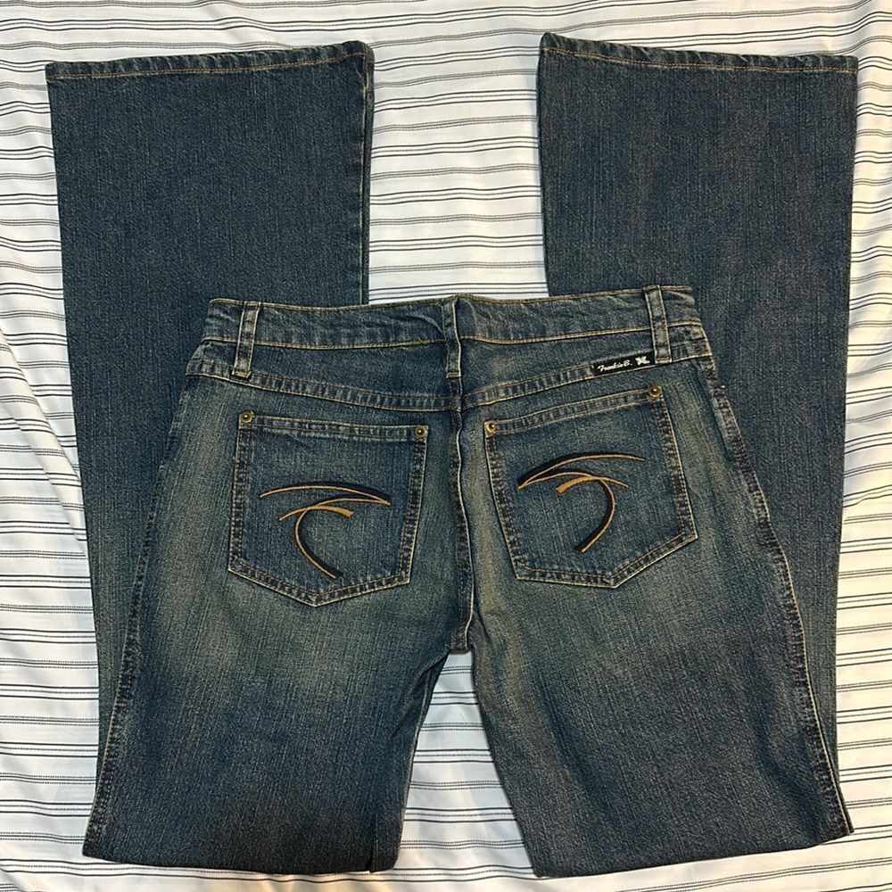 Frankie B Jeans Bootcut Size 10. Waist: 32 Inseam: 33